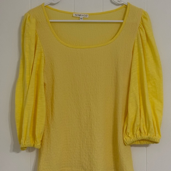 Aemi + Co Yellow Puff Sleeve Top - Picture 3 of 4